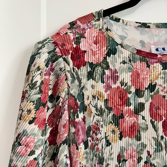 SOLD Vintage Cottagecore Floral Short Sleeve Dress Tags Attached - Picture 2 of 15